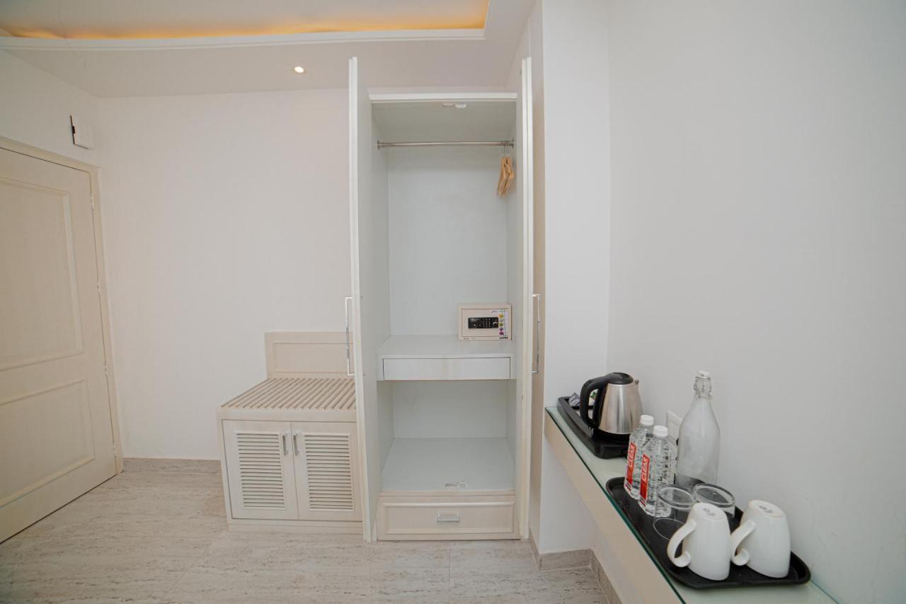 Pearl Courtyard Hotel พาราณสี ภายนอก รูปภาพ